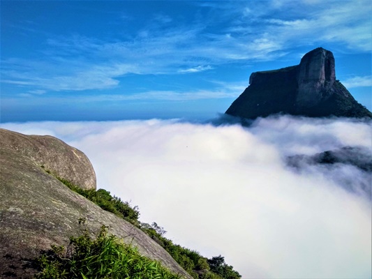 Vista da Pedra Bonita para pedra da Gávea.